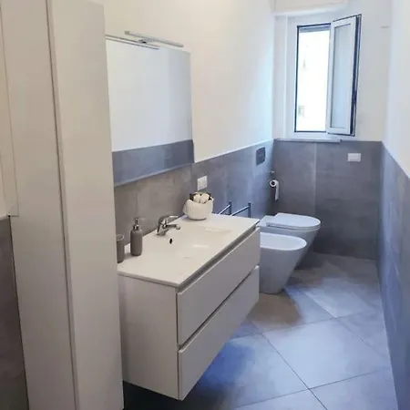 Ampio Bilocale In Zona Porta Vittoria / Corso Lodi Apartmán