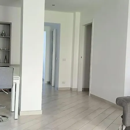 Apartman Ampio Bilocale In Zona Porta Vittoria / Corso Lodi *