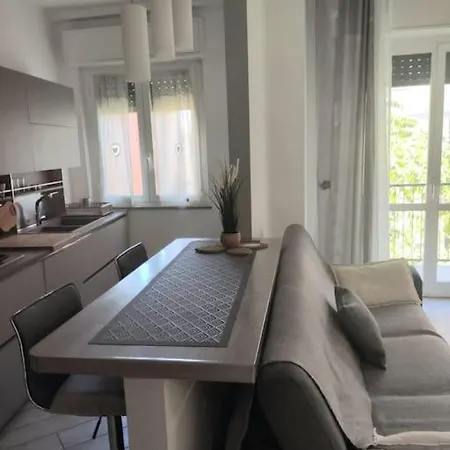 Ampio Bilocale In Zona Porta Vittoria / Corso Lodi Apartman *